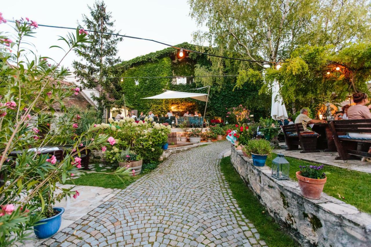 Oleander Romantik Zimmer Trausdorf an der Wulka 外观 照片
